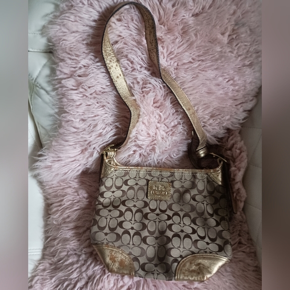 Coach Handbags - Coach Signature C Bucket Bag